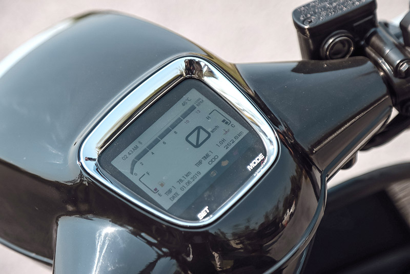 รีวิว ROYAL ALLOY GP300S