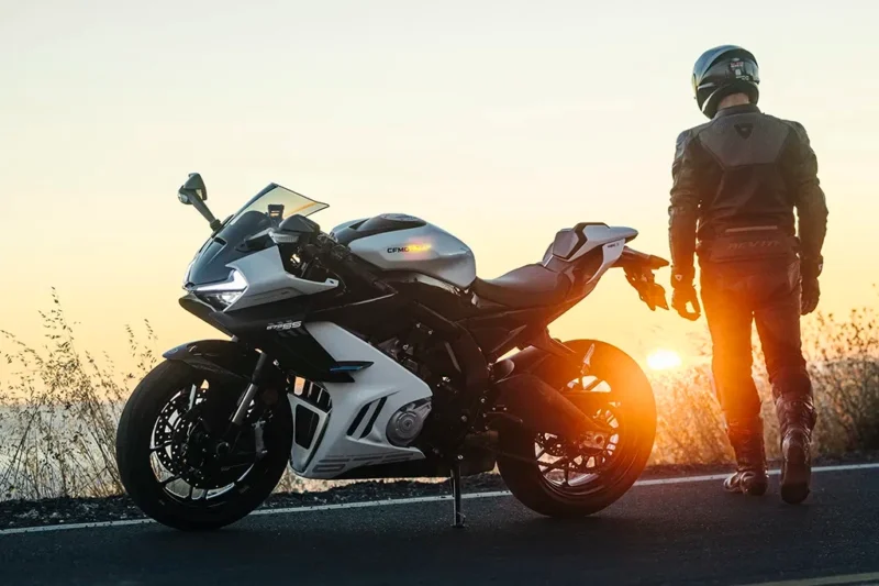 CFMoto 675SS 2025