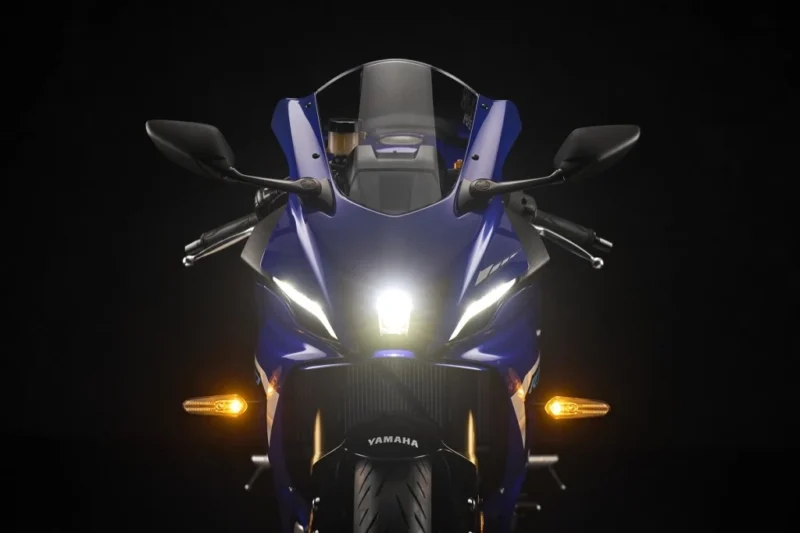 2025 Yamaha R7