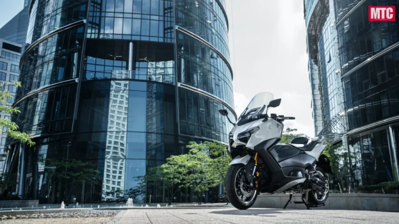 2025 Yamaha TMAX TECH MAX