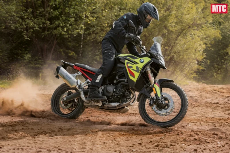 BMW F900GS