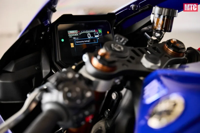 Yamaha R9 2025