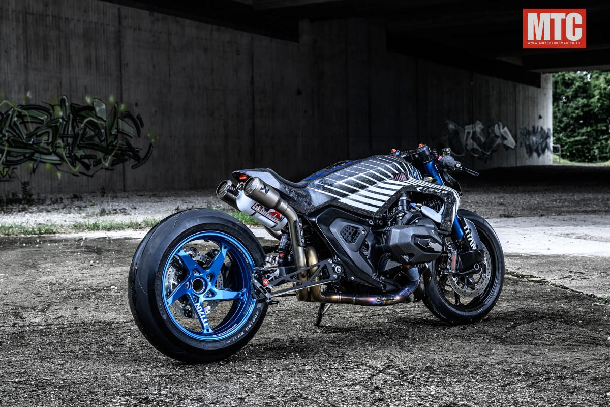 R1300R Titan
