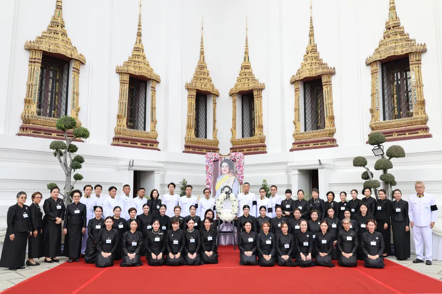 ไทยฮอนด้า น้อมถวายพวงมาลา ถวายสักการะ