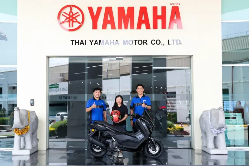 ยามาฮ่ามอบ All New NMAX พร้อมหมวก HJC ลายเซ็น “กวาร์ตาราโร”