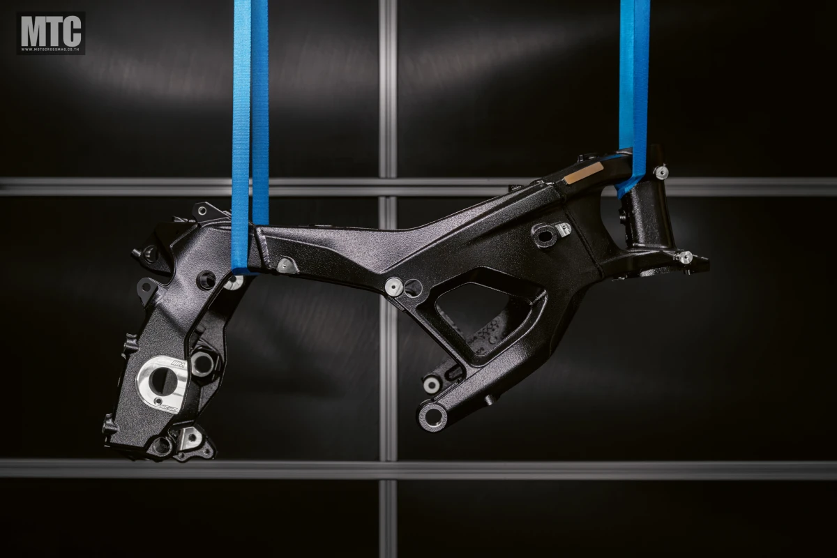 2027 BMW M1000RR