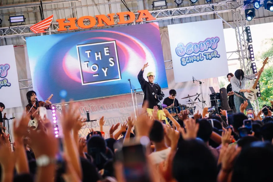 ครบทุกโมเมนต์ความสนุก! รถจักรยานยนต์ฮอนด้า จัดเต็ม “Scoopy School Tour” หลังยกทัพศิลปินจาก What The Duck ส่งต่อสีสัน เสียงเพลง และความสนุกถึง 9 โรงเรียน 9 จังหวัดทั่วไทย