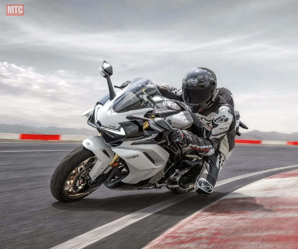 2026 CFMoto 500SR