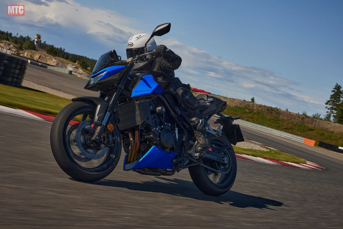 2027 Honda CB750 Hornet