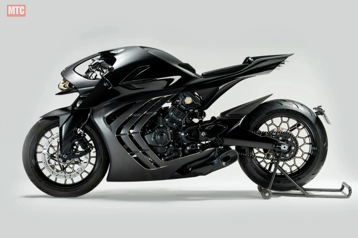 AMB 002 Roadster
