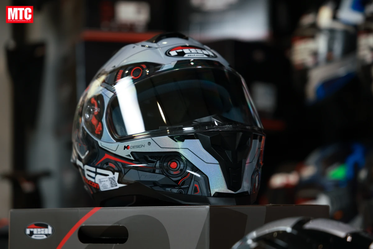 REAL ADAPTIVE VISOR