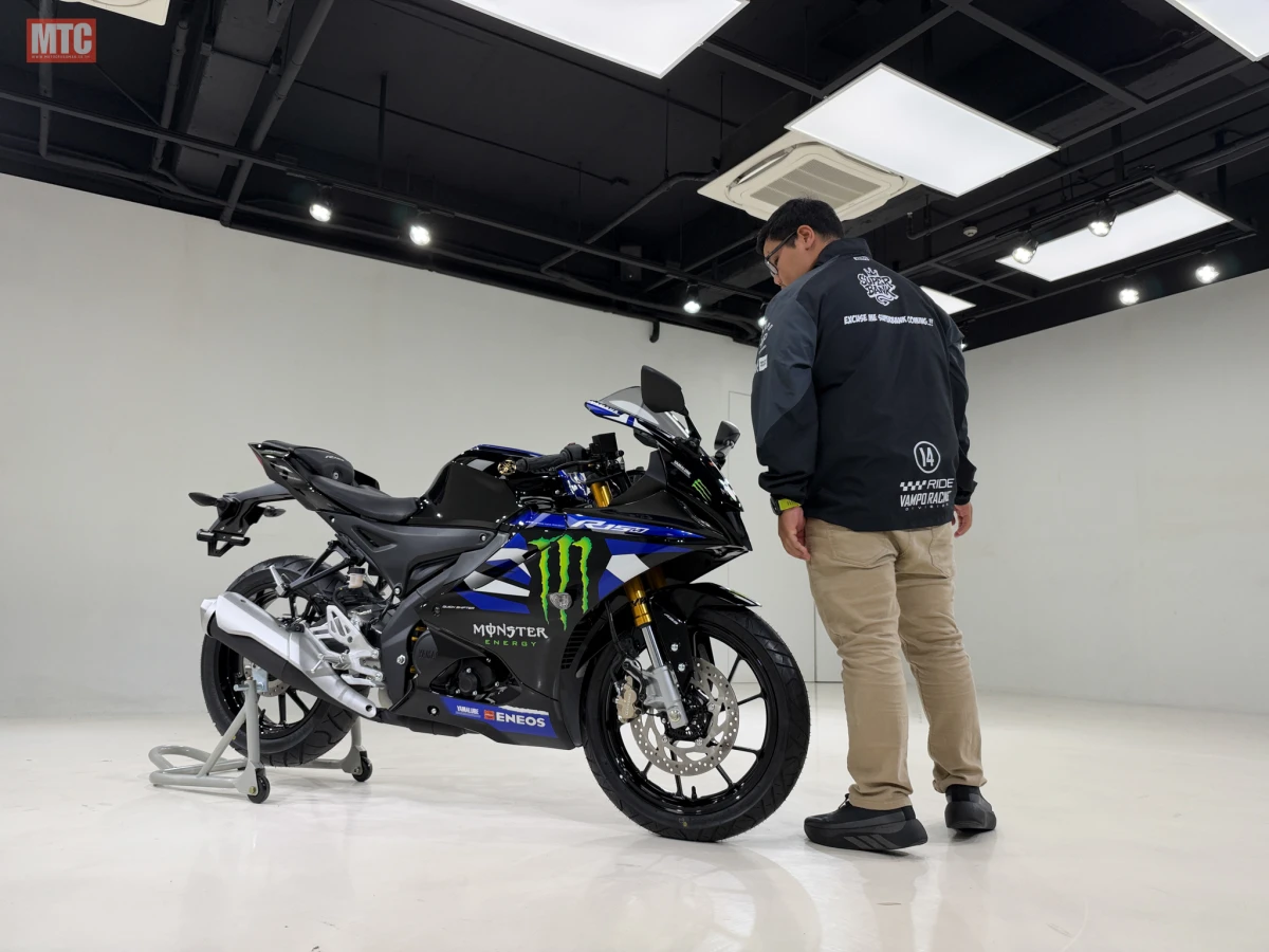 2026 R15M Monster Black